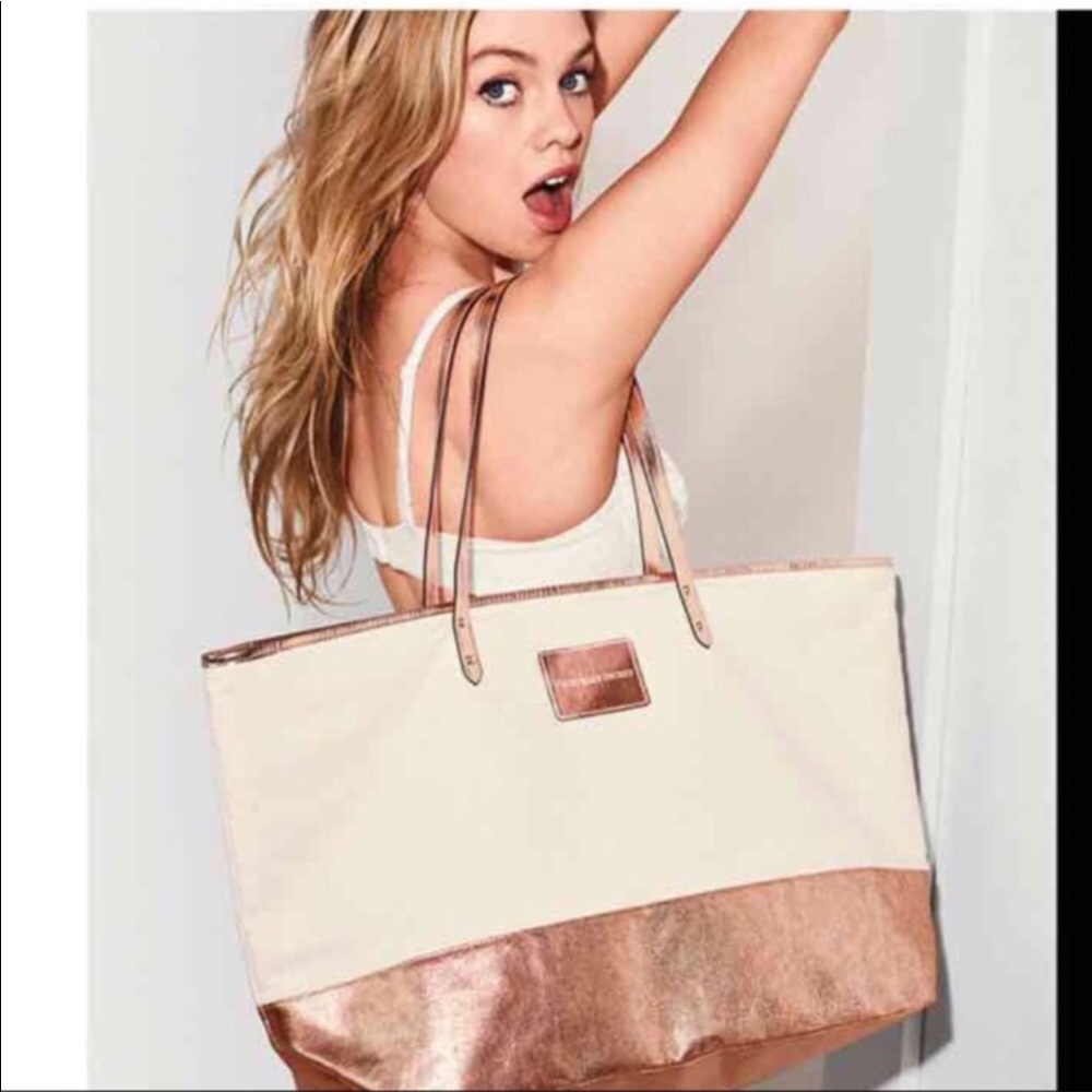 NWT Victoria’s Secret Ivory Tote & Rose Gold Trim. Handles & Zip Still Wrapped.